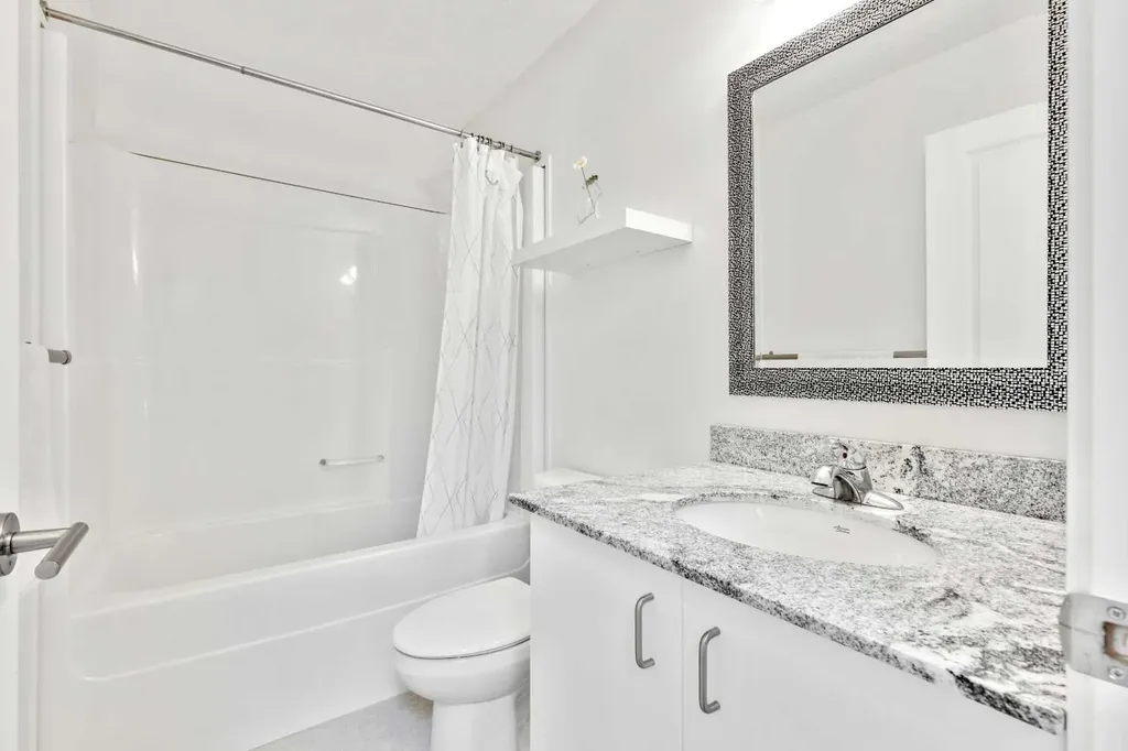 2728 Cochrane Road NW Calgary AB T2M 4H9