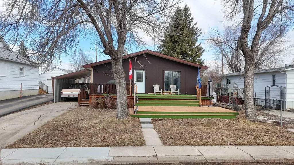 130 3rd Avenue E Rockyford AB T0J 2R0