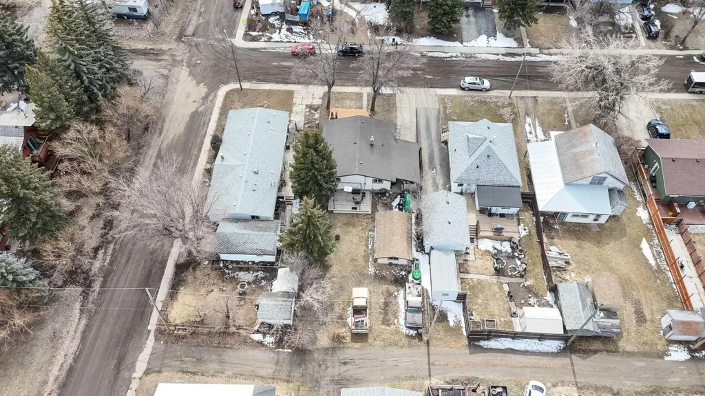 130 3rd Avenue E Rockyford AB T0J 2R0