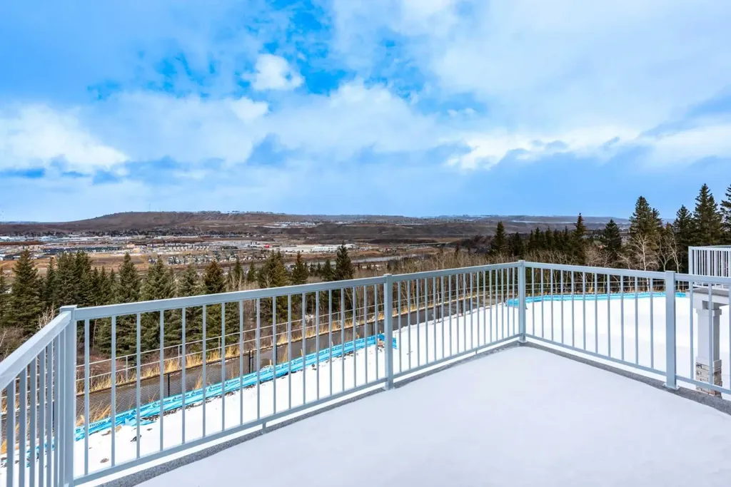 495 Rivercrest View Cochrane AB T4C 2W9