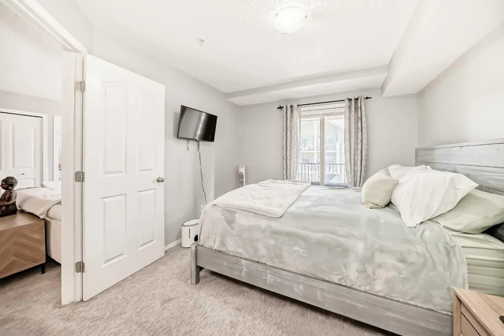 403 Mackenzie Way SW Airdrie AB T4B 3V7