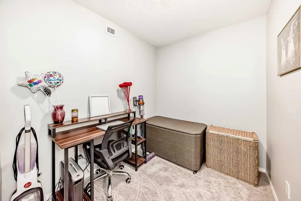 403 Mackenzie Way SW Airdrie AB T4B 3V7
