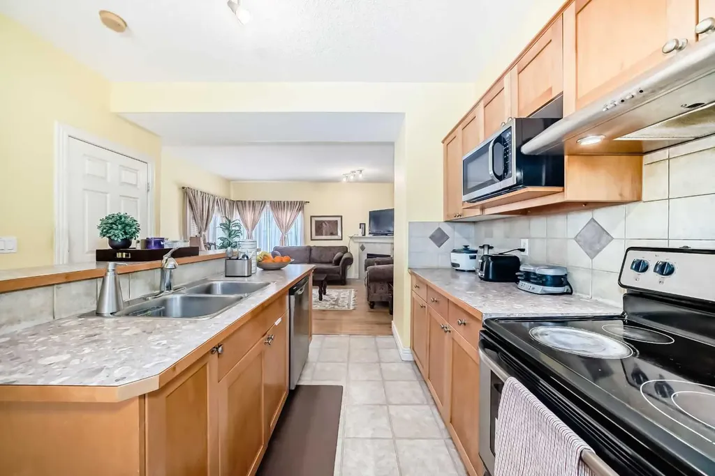 187 Bridlewood View SW Calgary AB T2Y 3X7
