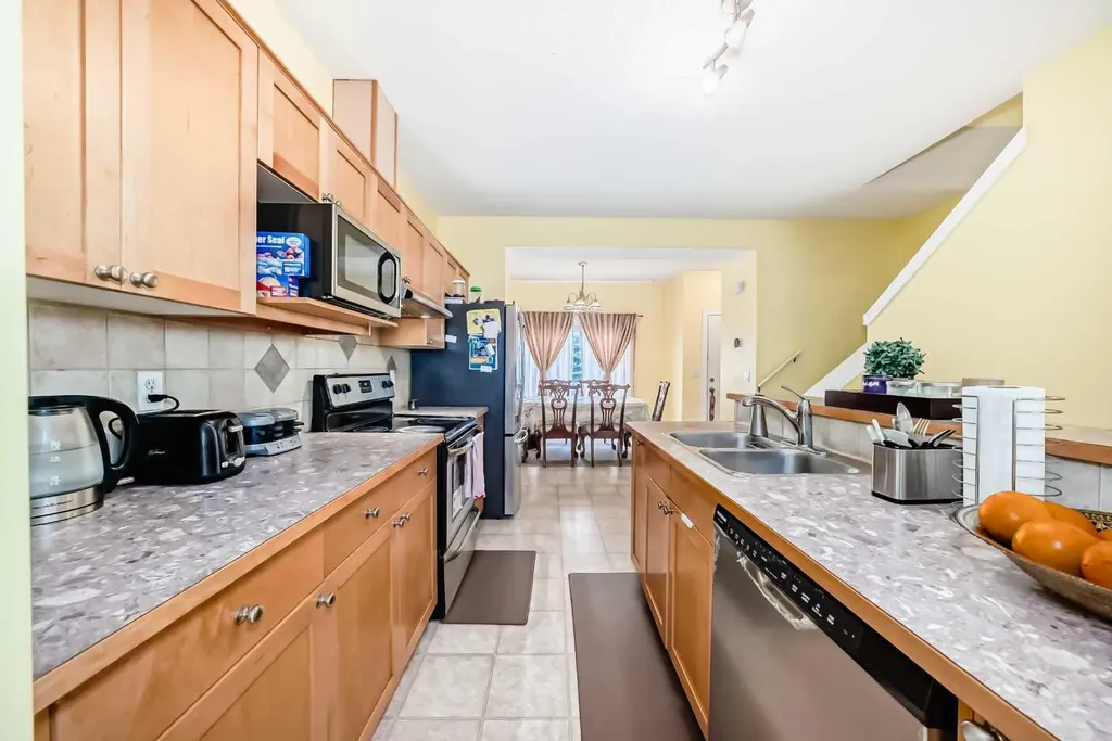 187 Bridlewood View SW Calgary AB T2Y 3X7