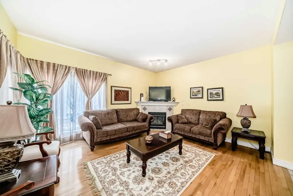 187 Bridlewood View SW Calgary AB T2Y 3X7