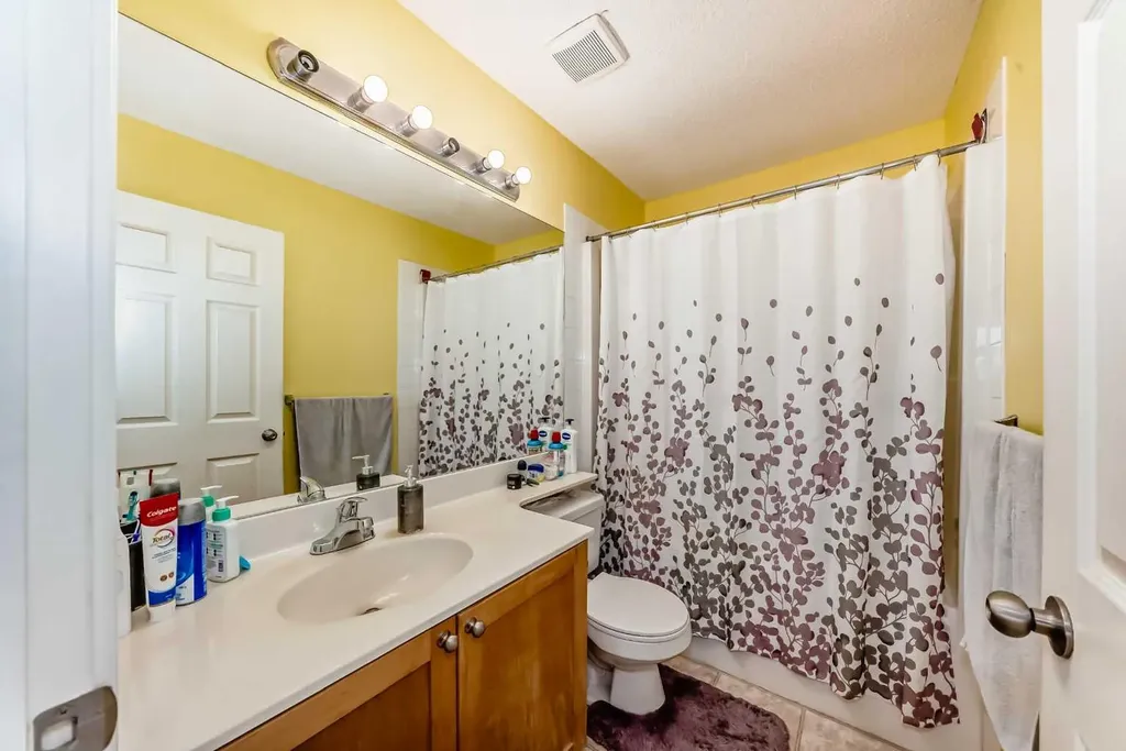 187 Bridlewood View SW Calgary AB T2Y 3X7