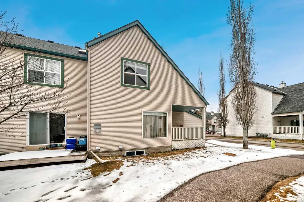 187 Bridlewood View SW Calgary AB T2Y 3X7
