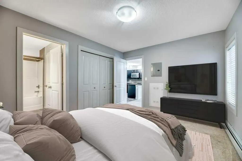 6118 80 Avenue NE Calgary AB T3J 0S6