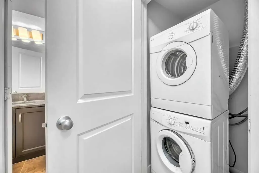 6118 80 Avenue NE Calgary AB T3J 0S6