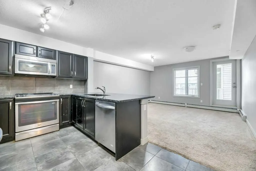 6118 80 Avenue NE Calgary AB T3J 0S6