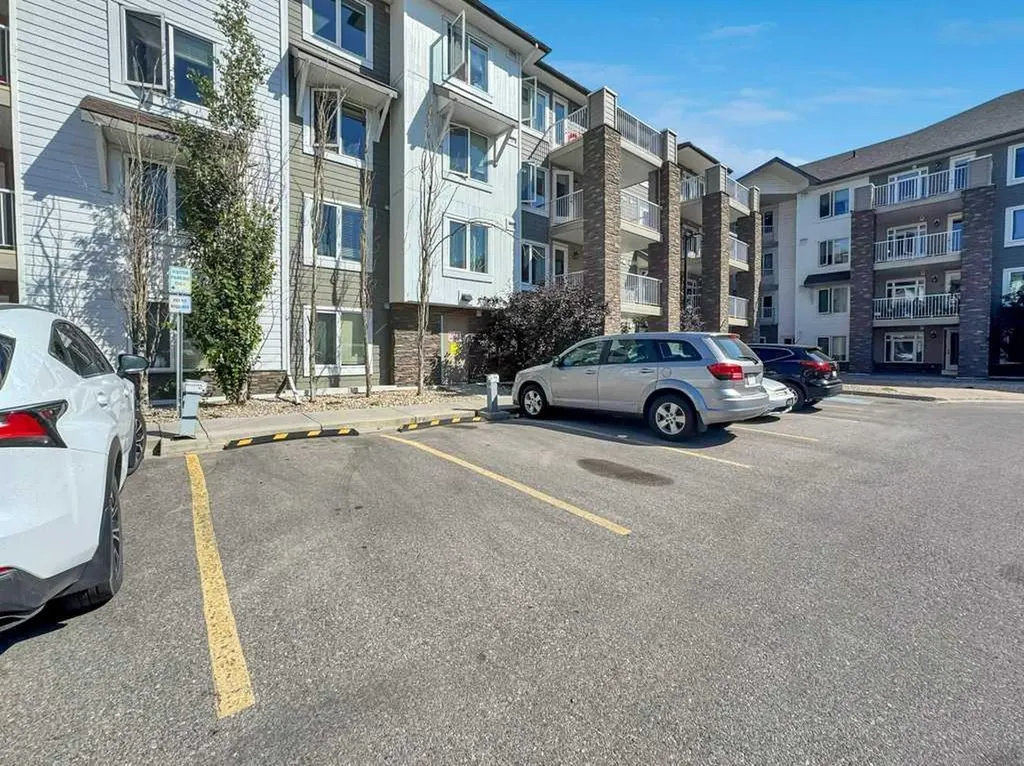 6118 80 Avenue NE Calgary AB T3J 0S6