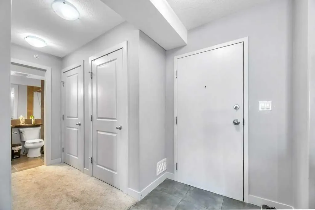 6118 80 Avenue NE Calgary AB T3J 0S6