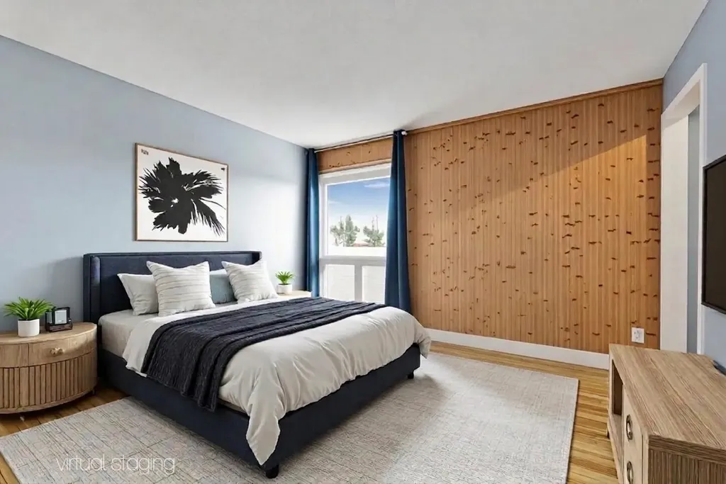 44 Strathclair Rise SW Calgary AB T3H 1G4