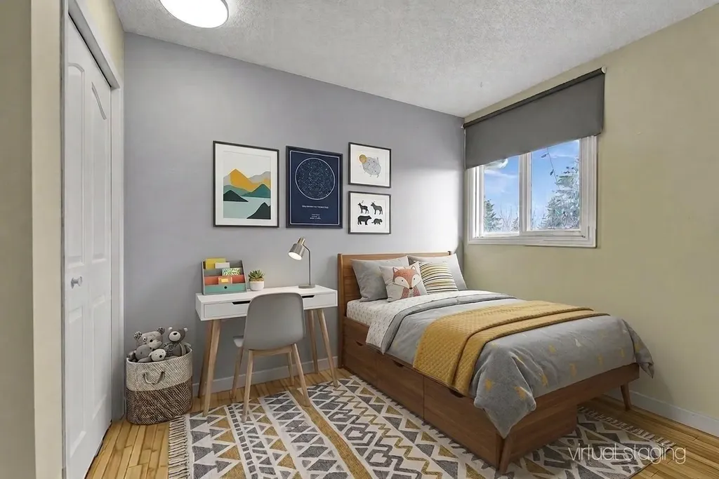 44 Strathclair Rise SW Calgary AB T3H 1G4
