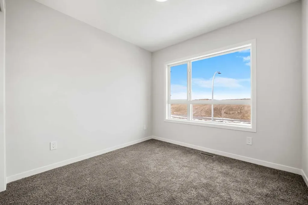 213 Bridgeport Gate Chestermere AB T1X 3E2