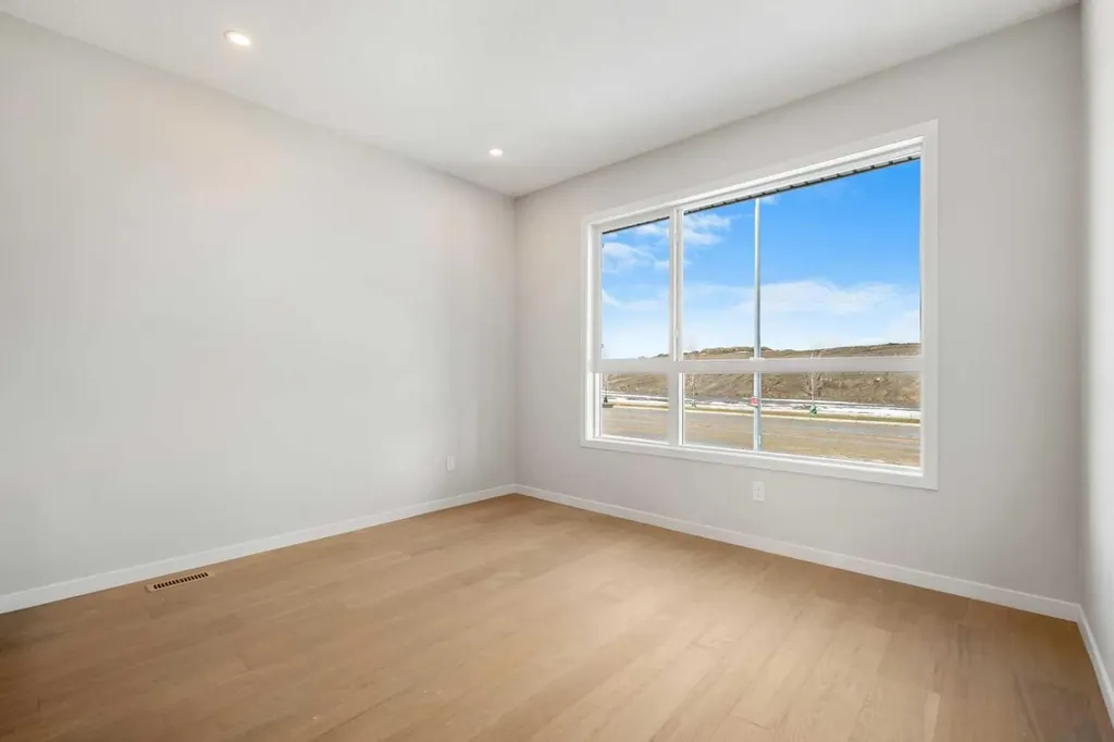 213 Bridgeport Gate Chestermere AB T1X 3E2