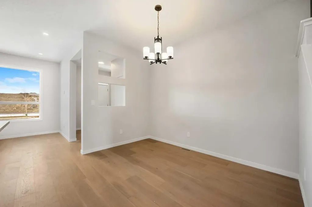 213 Bridgeport Gate Chestermere AB T1X 3E2