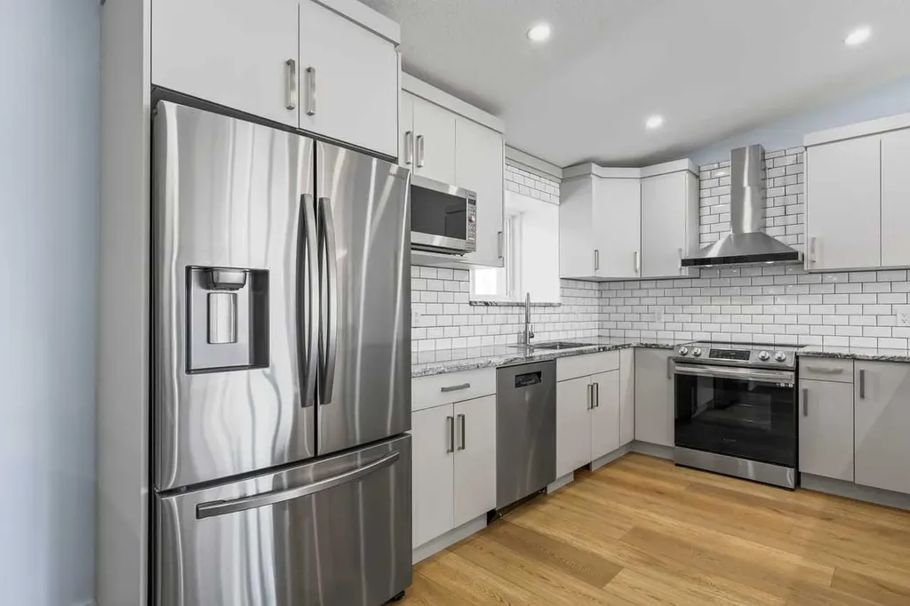 55 Whitehaven Crescent NE Calgary AB T1Y6C4