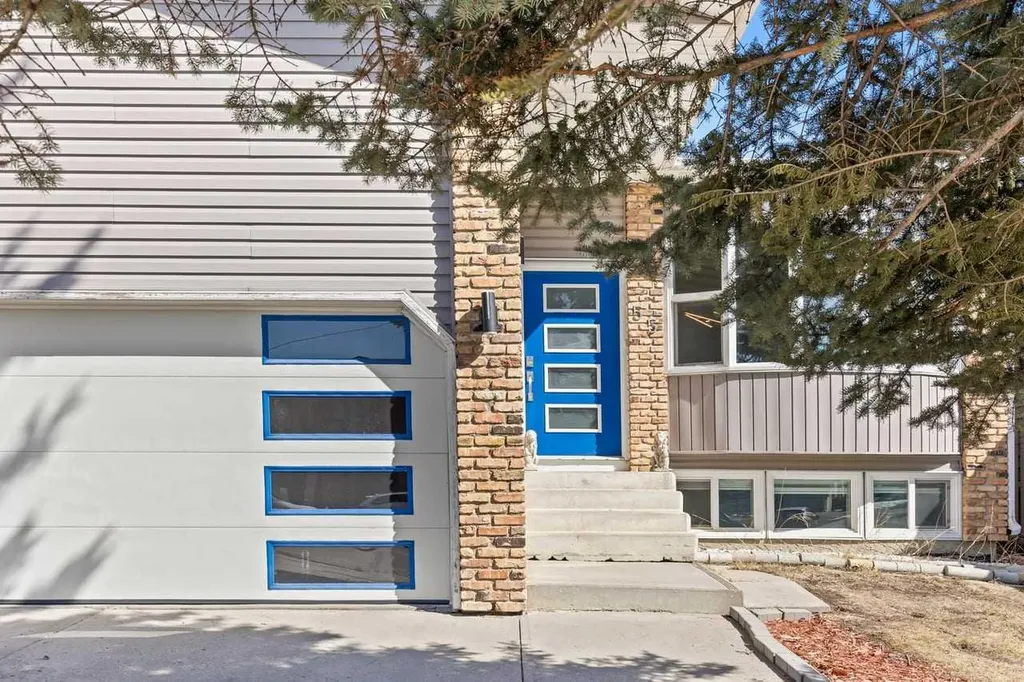 55 Whitehaven Crescent NE Calgary AB T1Y6C4