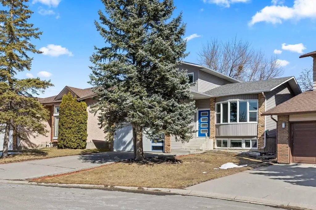 55 Whitehaven Crescent NE Calgary AB T1Y6C4