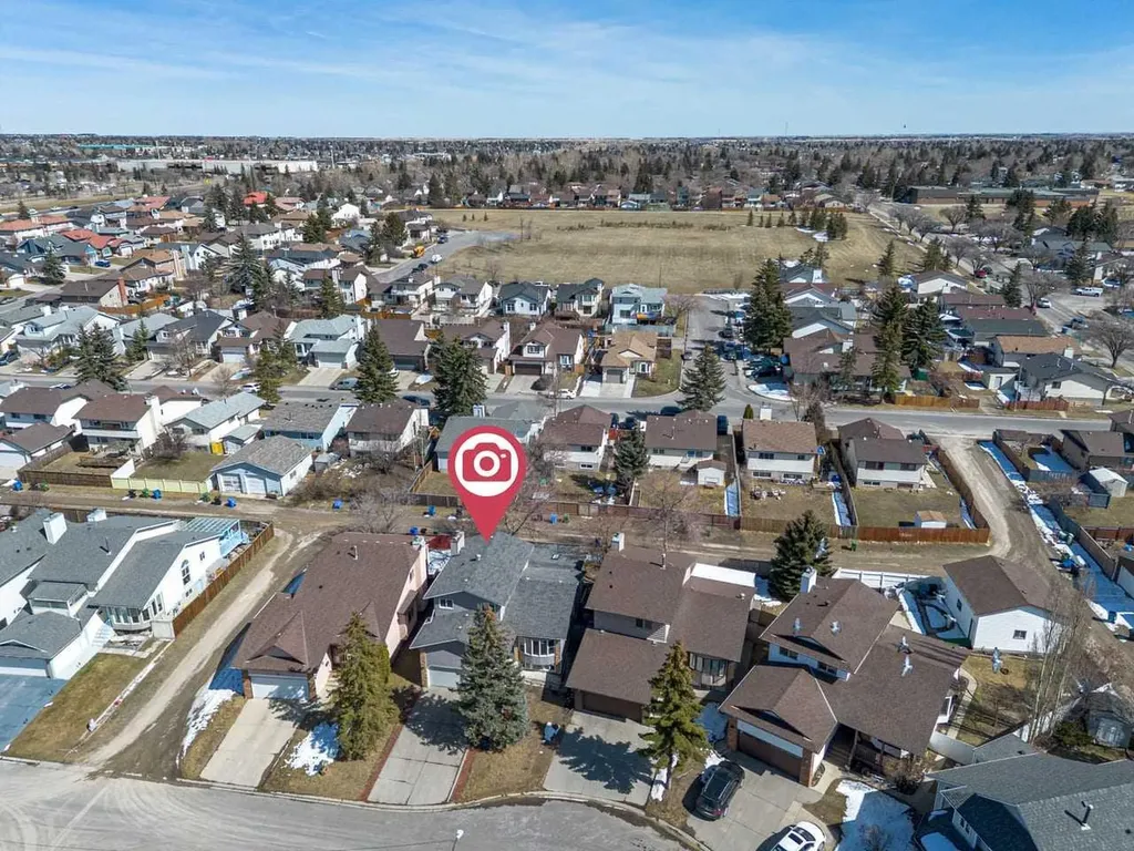 55 Whitehaven Crescent NE Calgary AB T1Y6C4