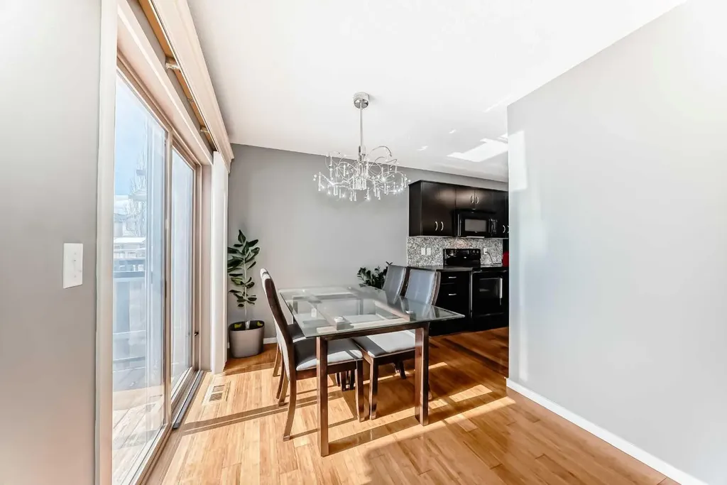 136 Sage Valley Drive NW Calgary AB T3R 0E4