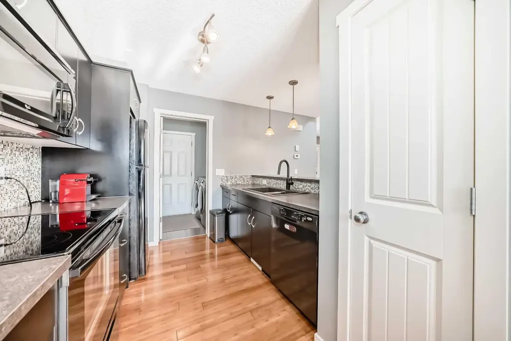 136 Sage Valley Drive NW Calgary AB T3R 0E4