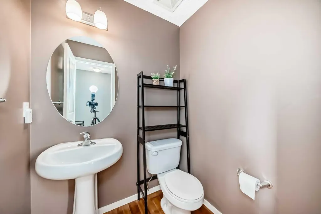 136 Sage Valley Drive NW Calgary AB T3R 0E4