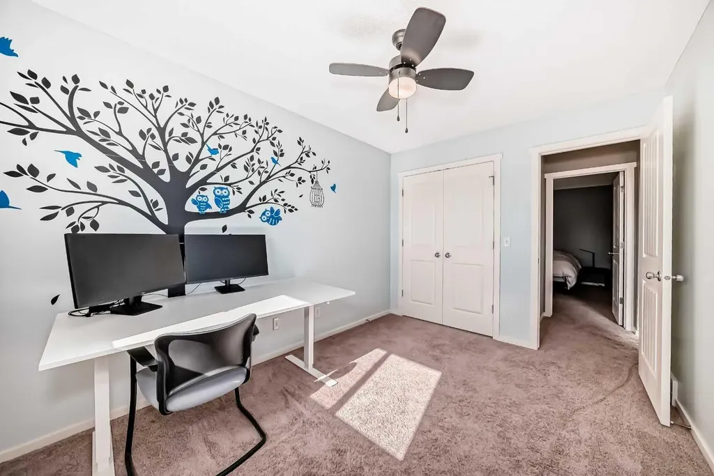 136 Sage Valley Drive NW Calgary AB T3R 0E4