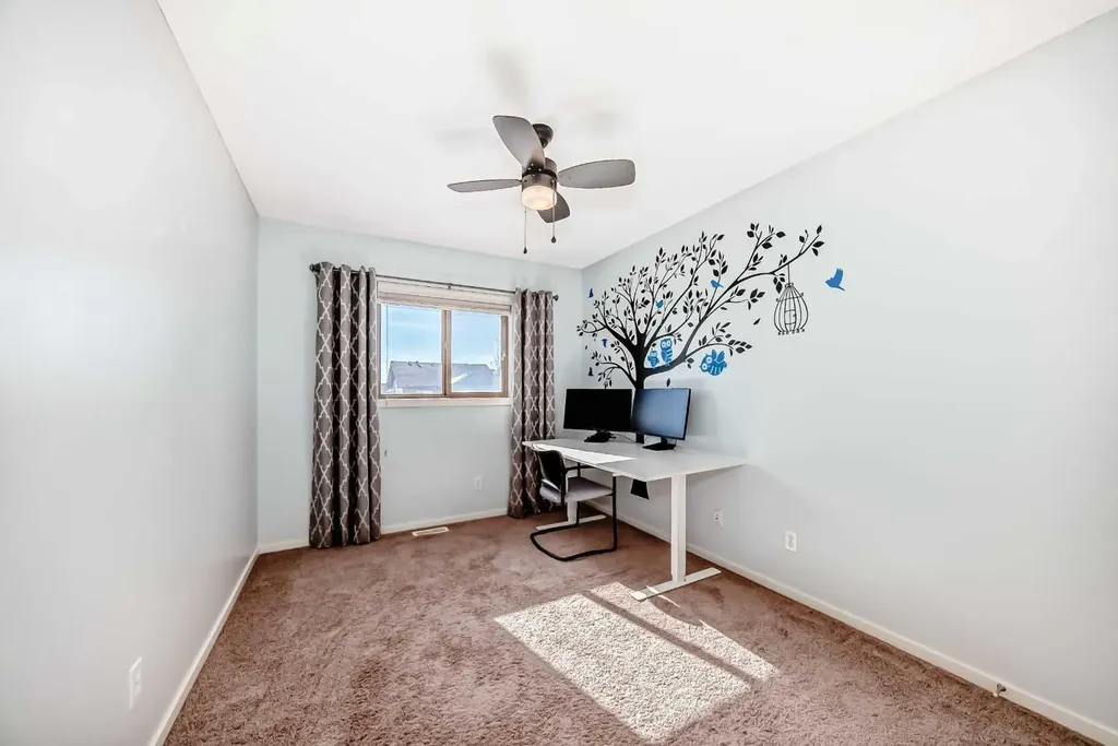 136 Sage Valley Drive NW Calgary AB T3R 0E4