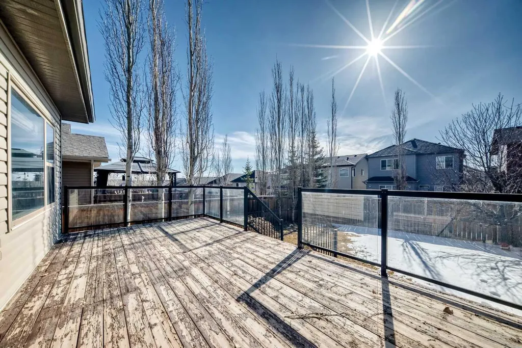 136 Sage Valley Drive NW Calgary AB T3R 0E4