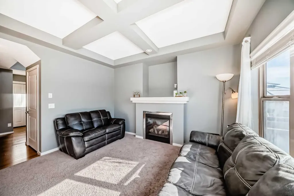 136 Sage Valley Drive NW Calgary AB T3R 0E4