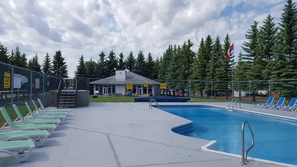 45 Points West Resort Sylvan Lake AB T4S 1T3