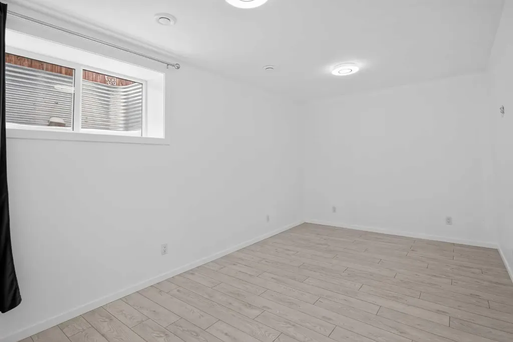 154 Yorkstone Way SW Calgary AB T2X 4S3