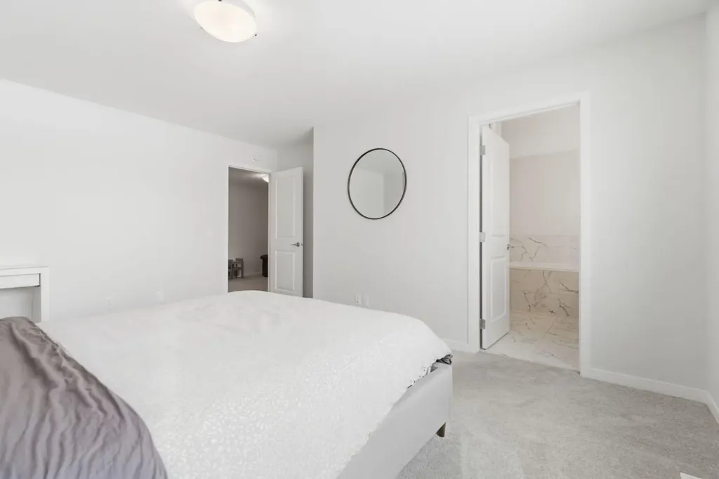 54 Belmont Manor SW Calgary AB T2X 5E4