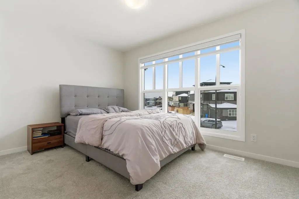 54 Belmont Manor SW Calgary AB T2X 5E4