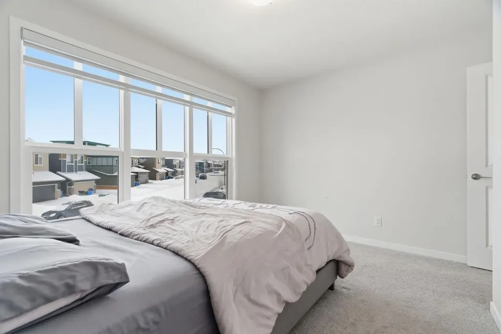 54 Belmont Manor SW Calgary AB T2X 5E4