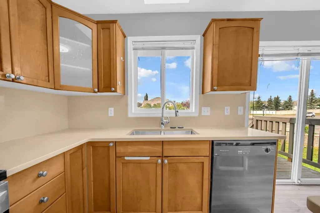 171 Willowbrook Drive NW Airdrie AB T4B 2W5