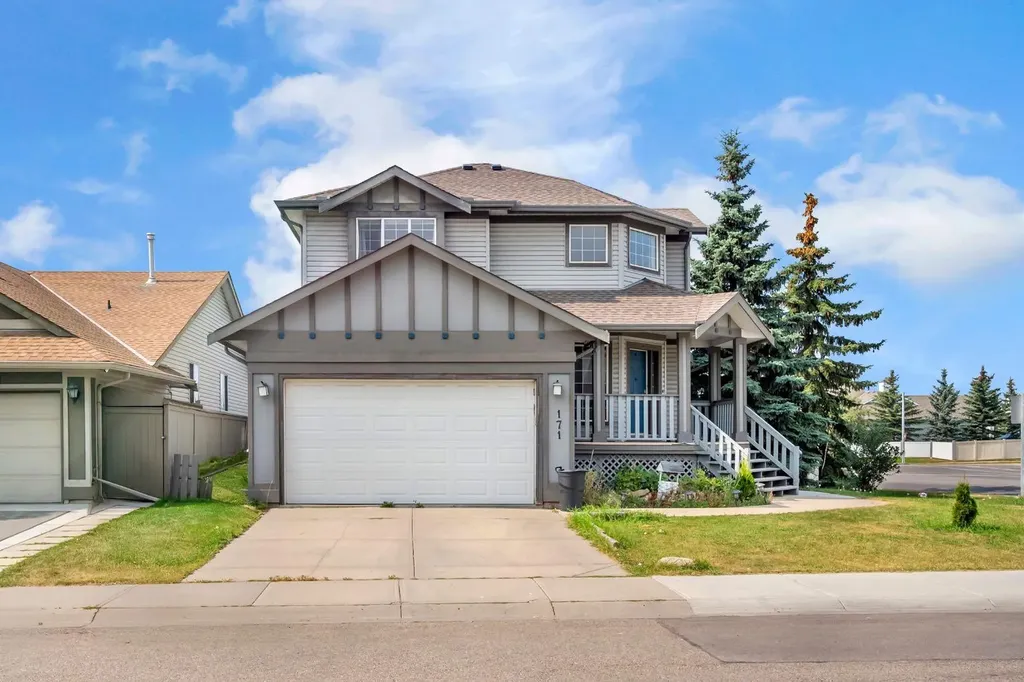 171 Willowbrook Drive NW Airdrie AB T4B 2W5