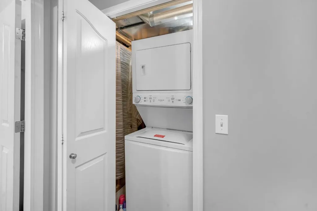 171 Willowbrook Drive NW Airdrie AB T4B 2W5