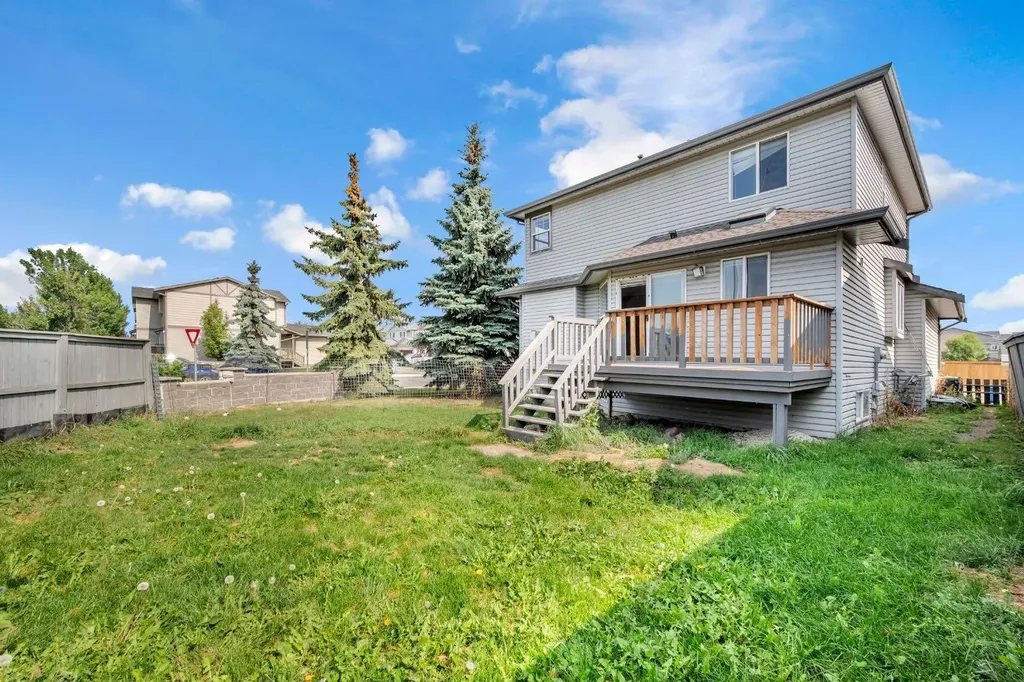 171 Willowbrook Drive NW Airdrie AB T4B 2W5