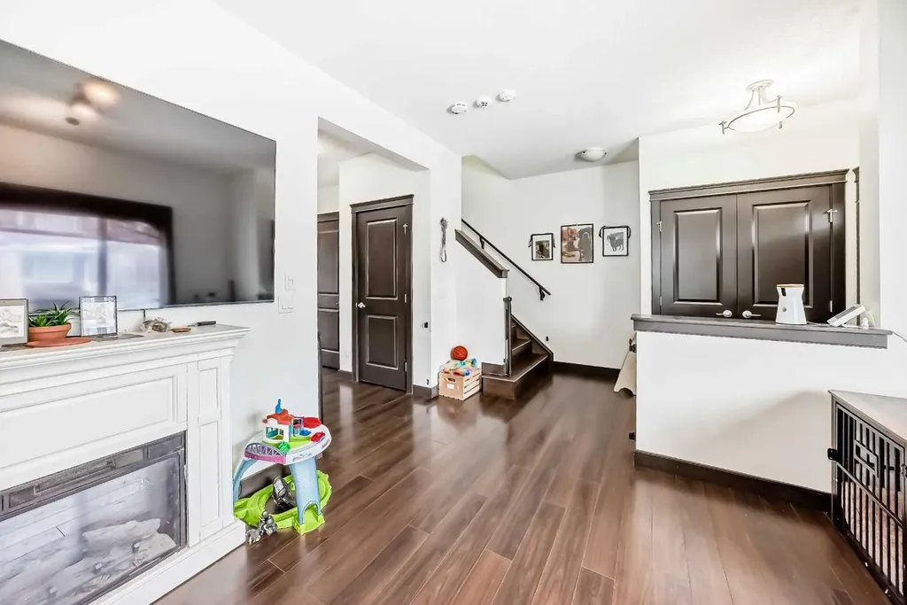 17 Redstone Common NE Calgary AB T3N 0K3