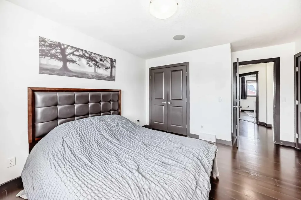 17 Redstone Common NE Calgary AB T3N 0K3