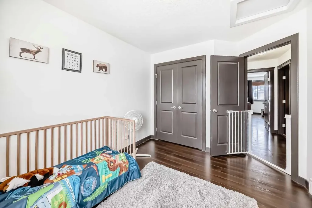 17 Redstone Common NE Calgary AB T3N 0K3