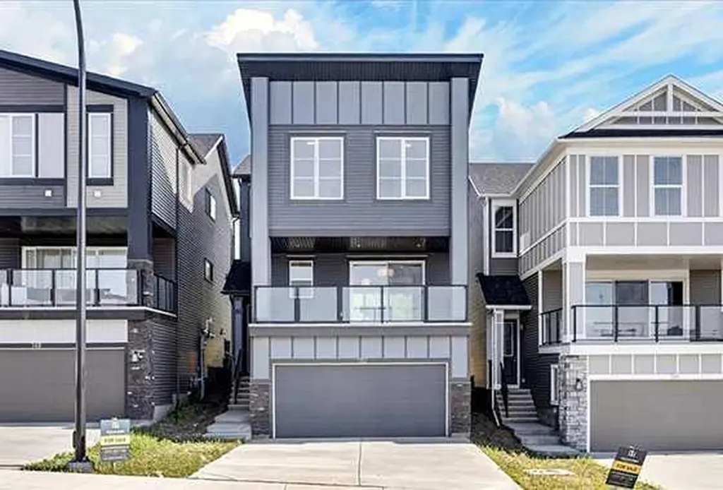 152 Crimson Ridge Place Calgary AB T3L 0K4