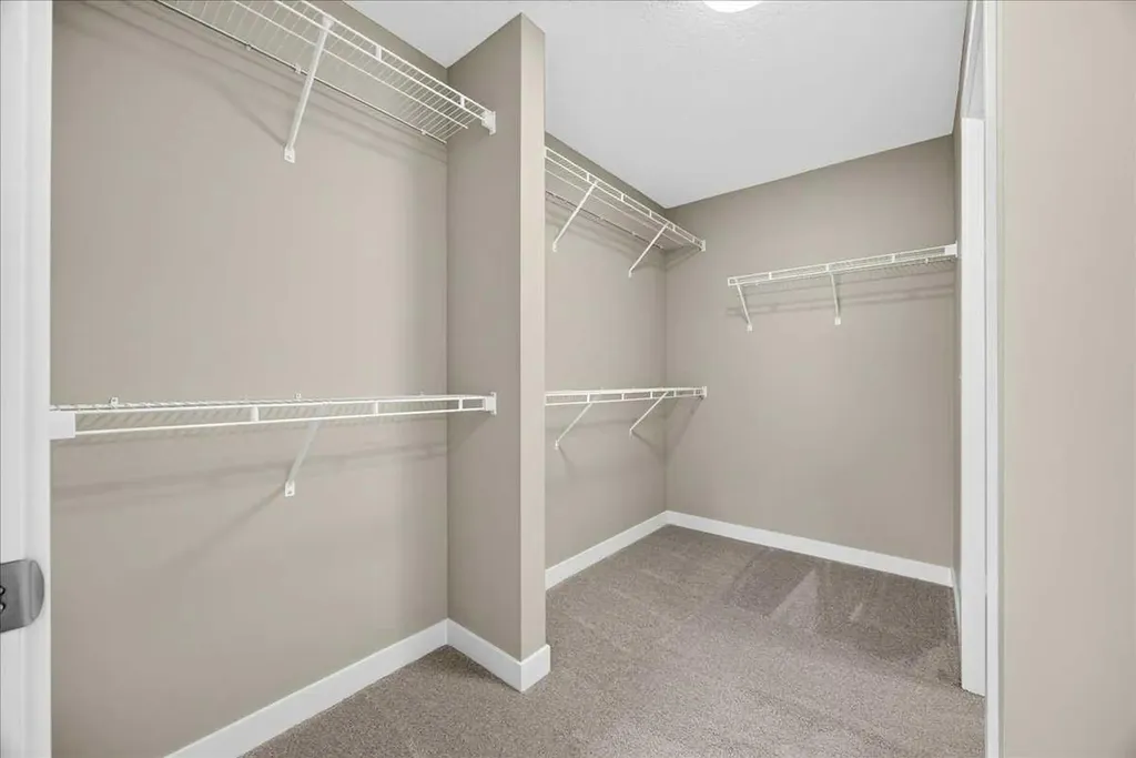 152 Crimson Ridge Place Calgary AB T3L 0K4