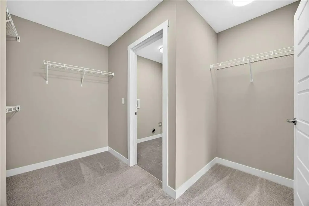 152 Crimson Ridge Place Calgary AB T3L 0K4