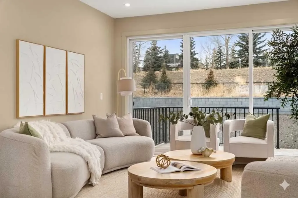 152 Crimson Ridge Place Calgary AB T3L 0K4