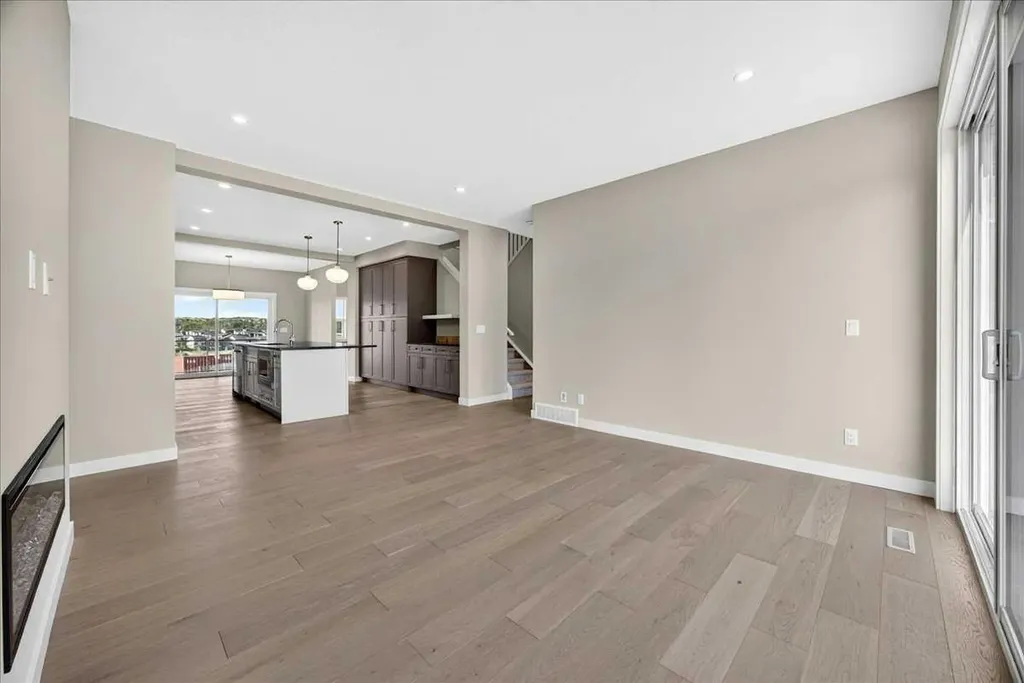 152 Crimson Ridge Place Calgary AB T3L 0K4