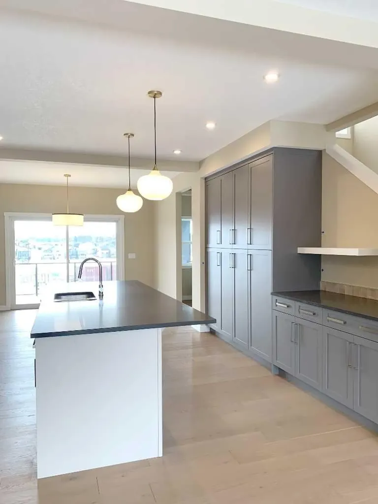 152 Crimson Ridge Place Calgary AB T3L 0K4